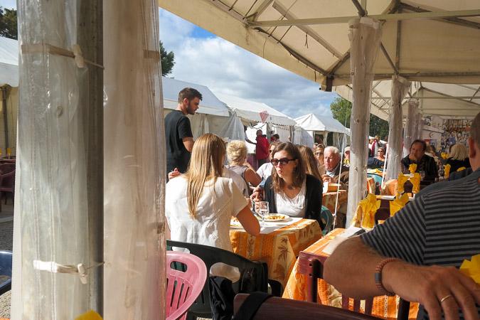 Brocante market Chatou