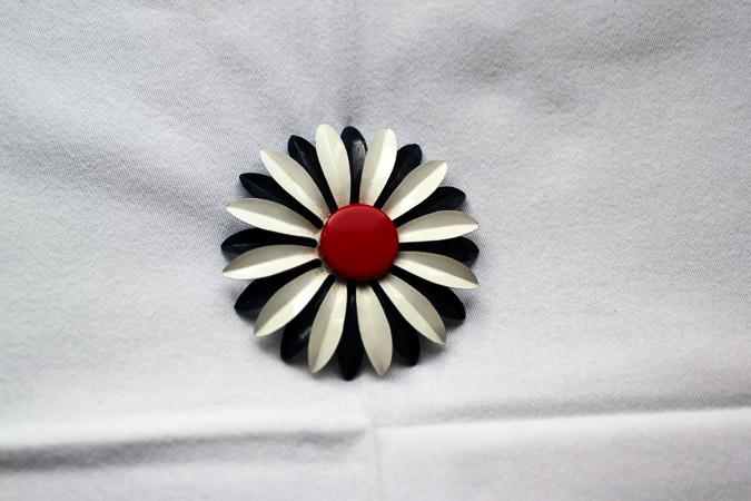 Vintage brooch by the Citizen Rosebud