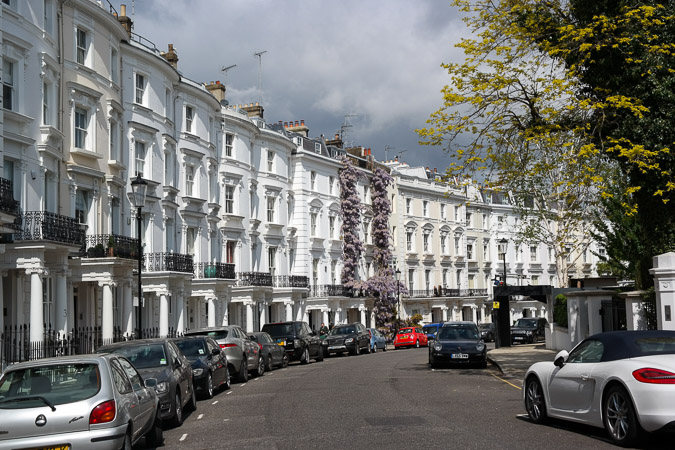 London in April, Notting Hill Gardens