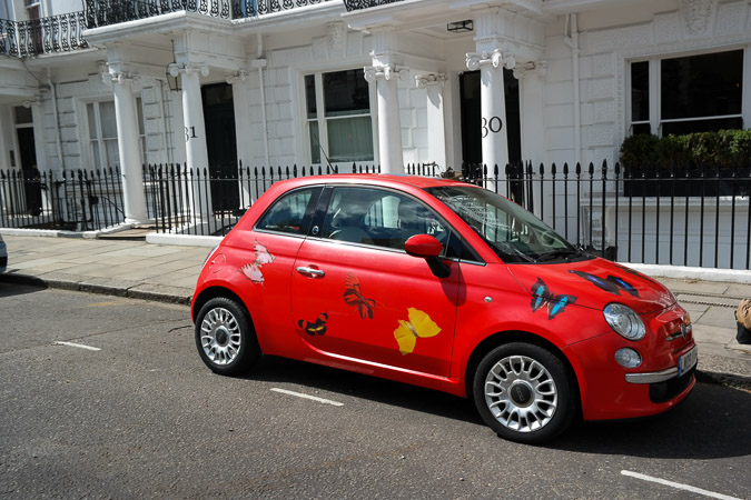 London in April, Notting Hill Gardens