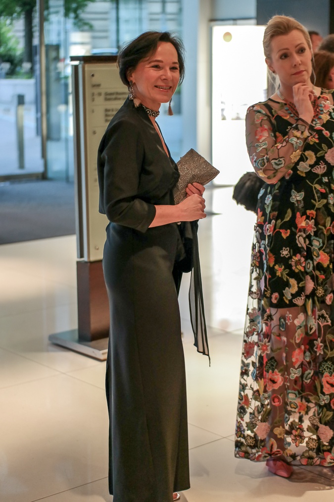 Annette (The Lady of Style) and Lisa (The Sequinist)