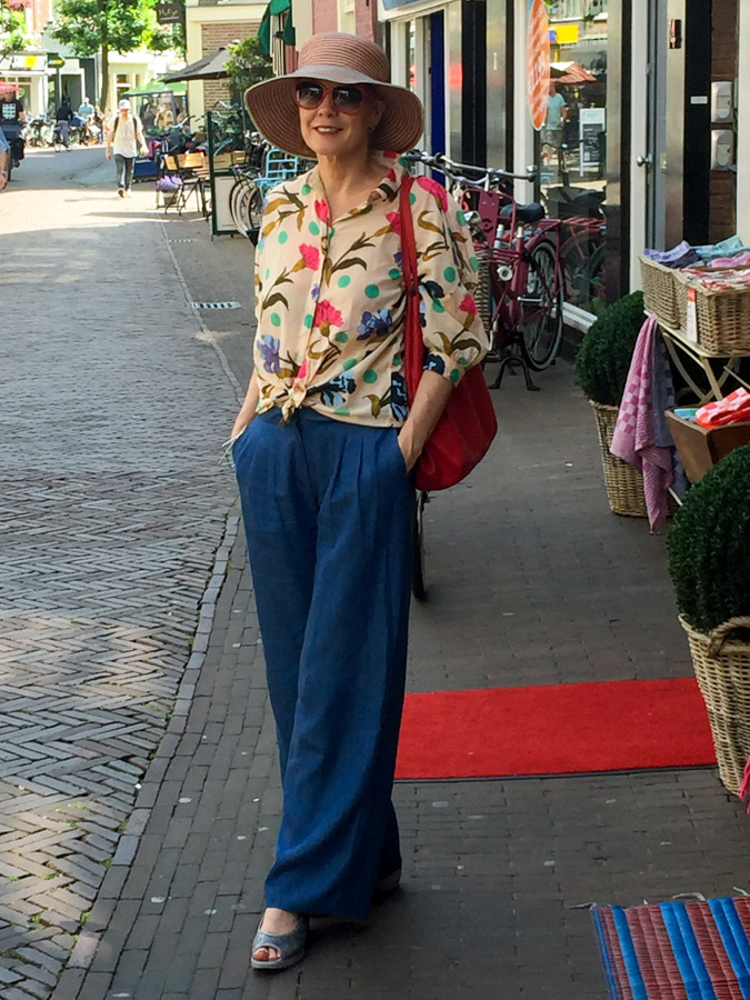 Sylvia of 40+Style