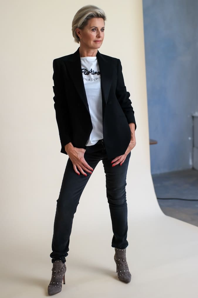 Behind the scenes of a photo shoot