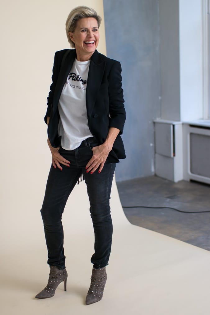 Behind the scenes of a photo shoot