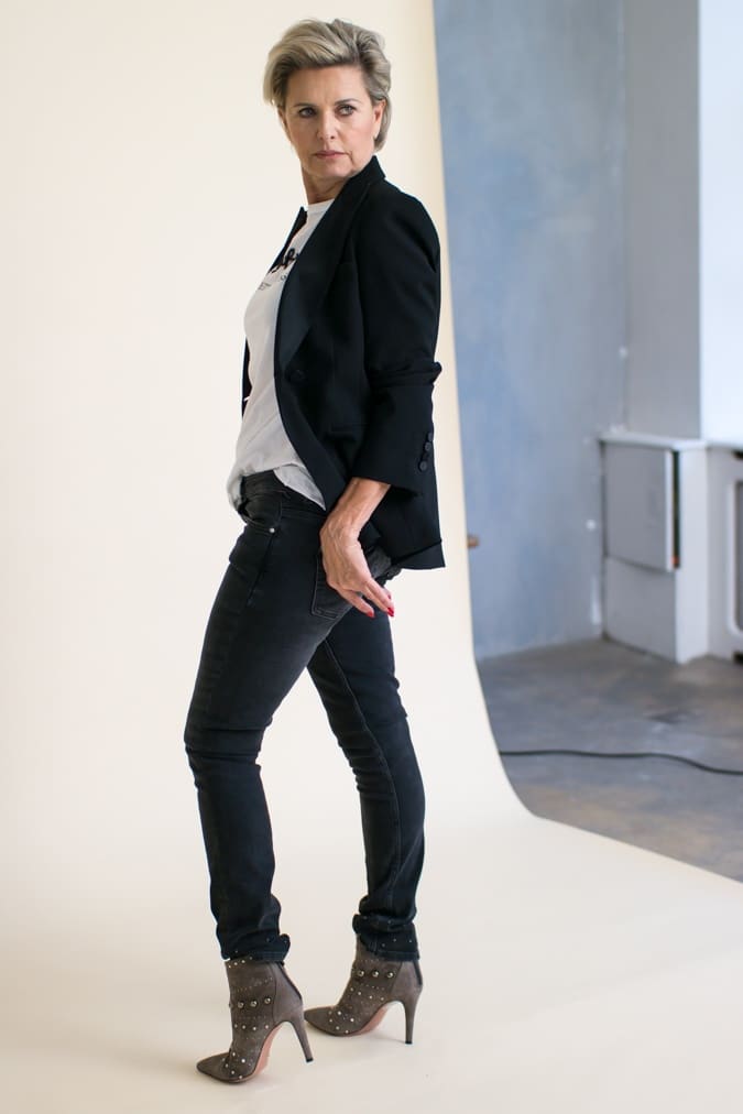 Behind the scenes of a photo shoot