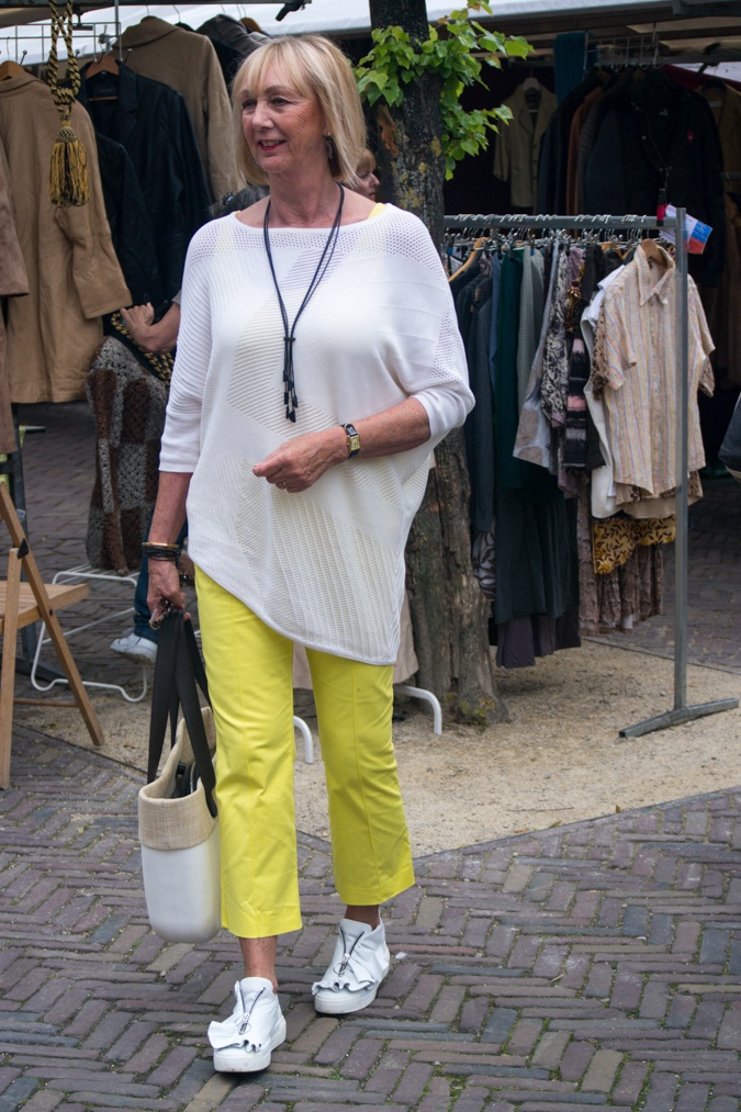 Lemon yellow trousers