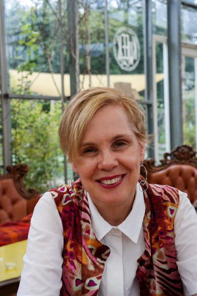 Sylvia of 40PlusStyle