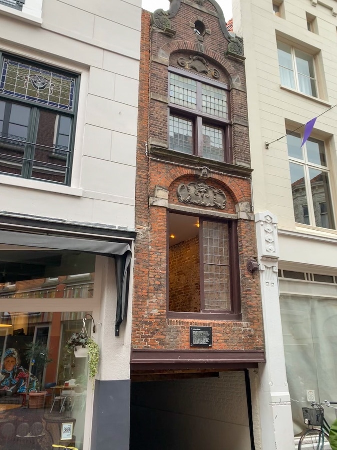 Very small house in Dordrecht