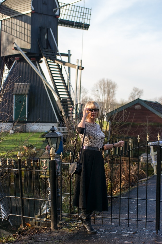 wide black skirt with leopard top