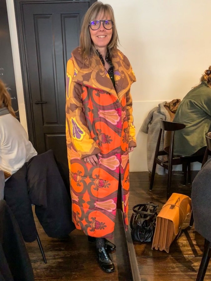 Katrien in colourful puffer coat