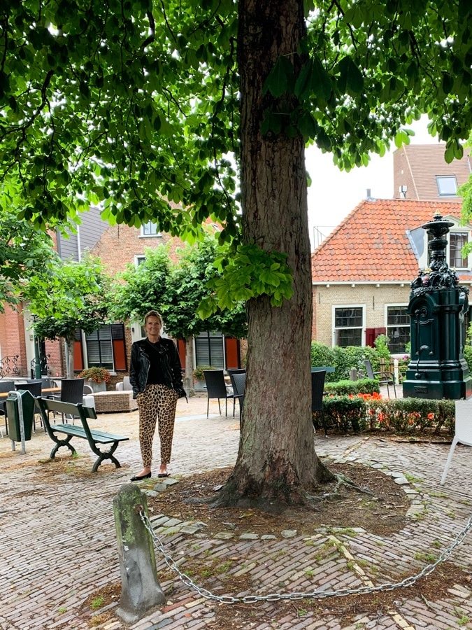 Selma at the square