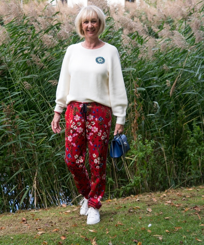 Floral red trousers with side stripe