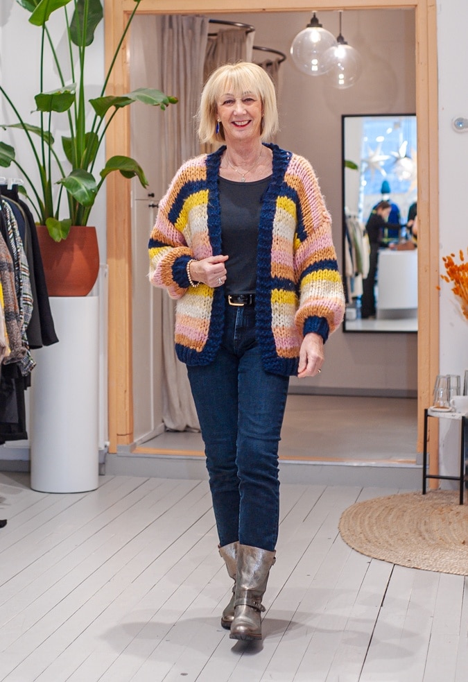 Multi-coloured knitted cardigan