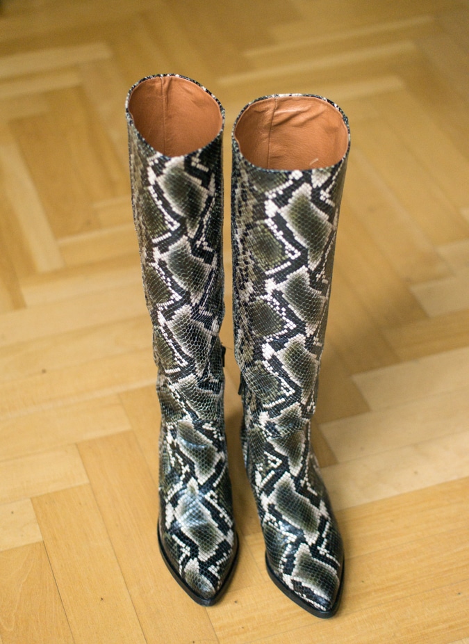Python print boots