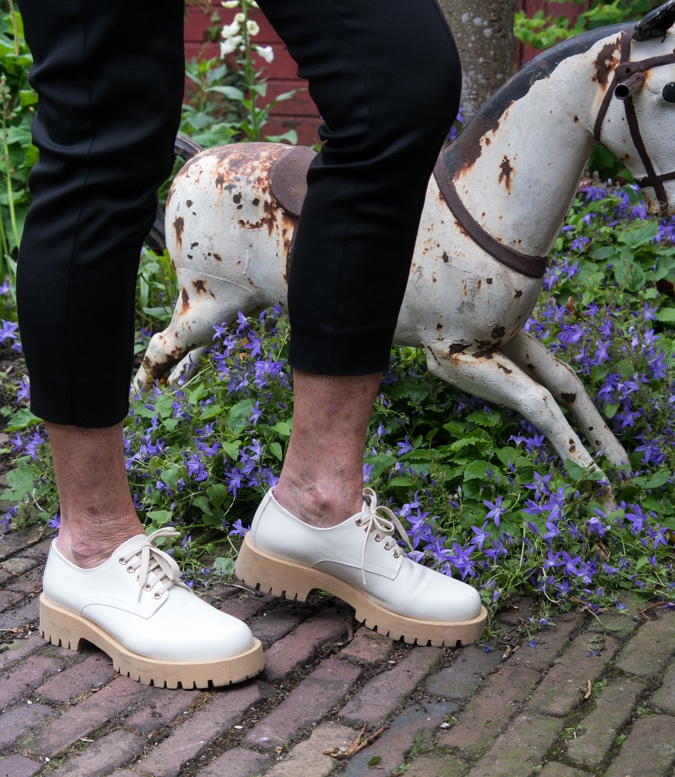 Cream shoes