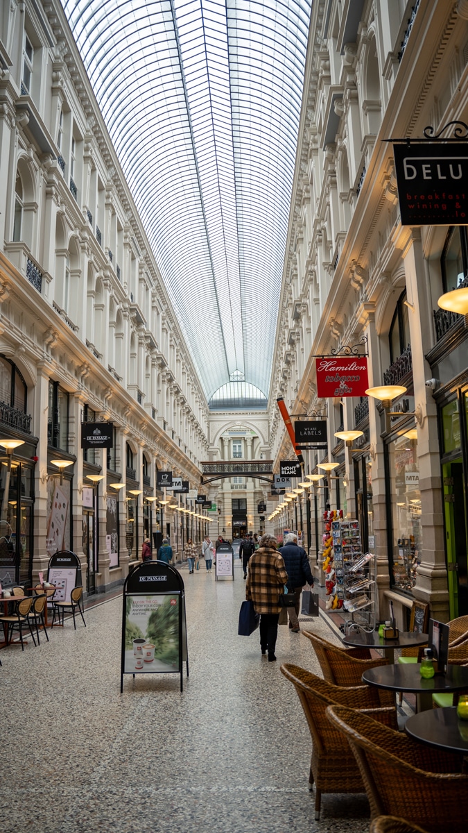 Passage The Hague