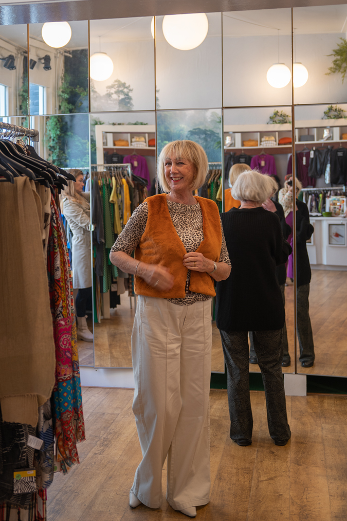 Wide cream trousers