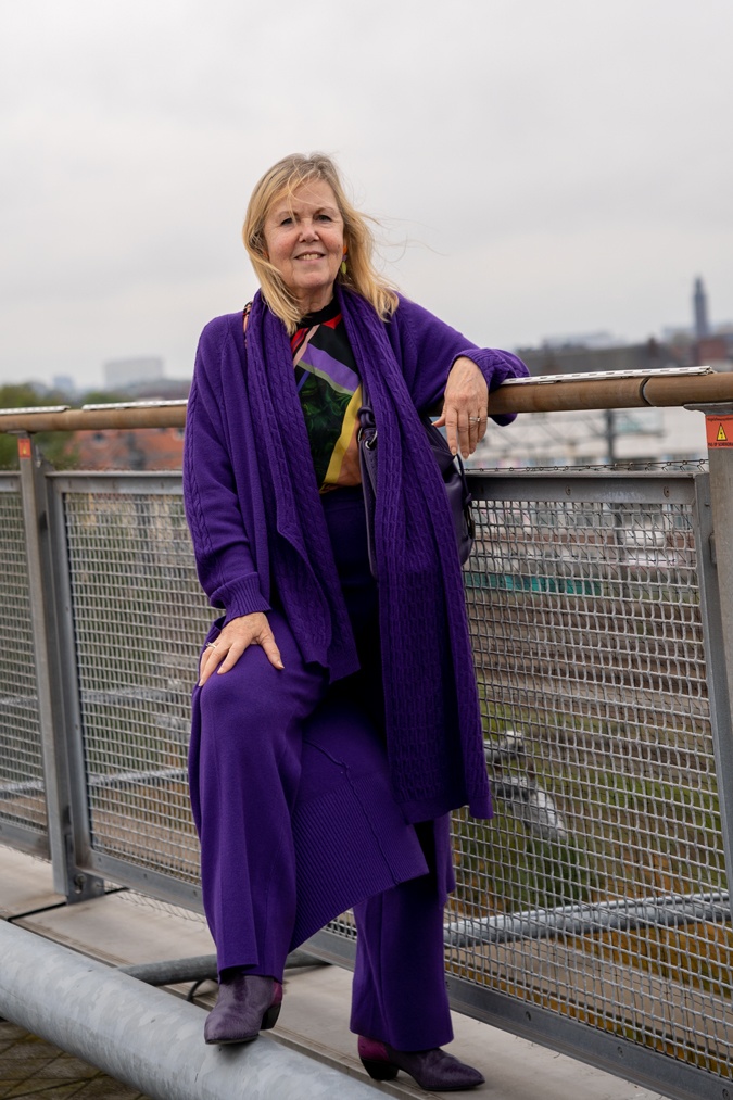 Marjolein in purple