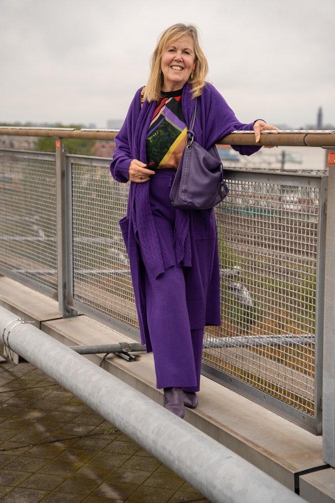 Marjolein in purple