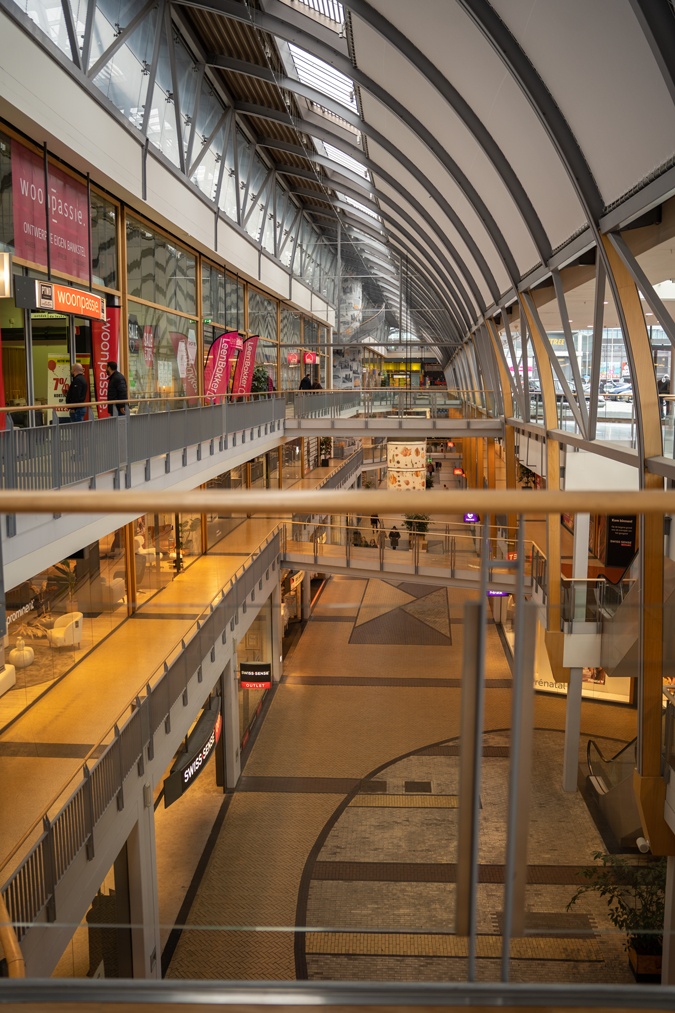 Shopping mall