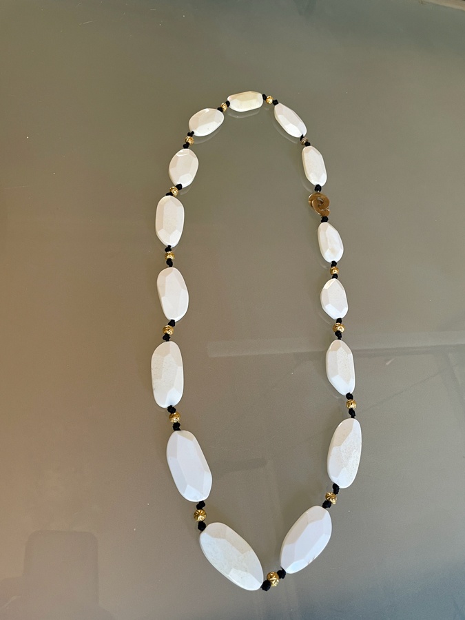 White necklace