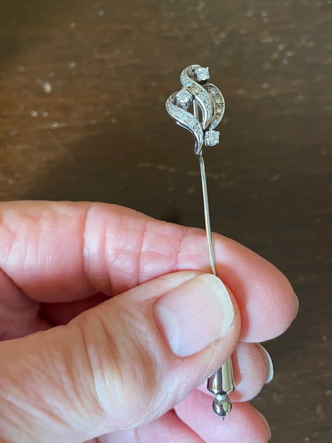 Diamond brooch