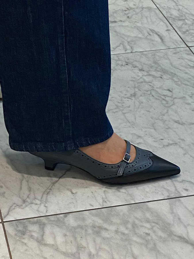 Shoe